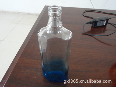 【優白料玻璃酒瓶,廠家直銷,噴涂蒙砂,烤標 .深加工】價格,廠家,圖片,其他玻璃包裝容器,江蘇大運發玻璃制品-